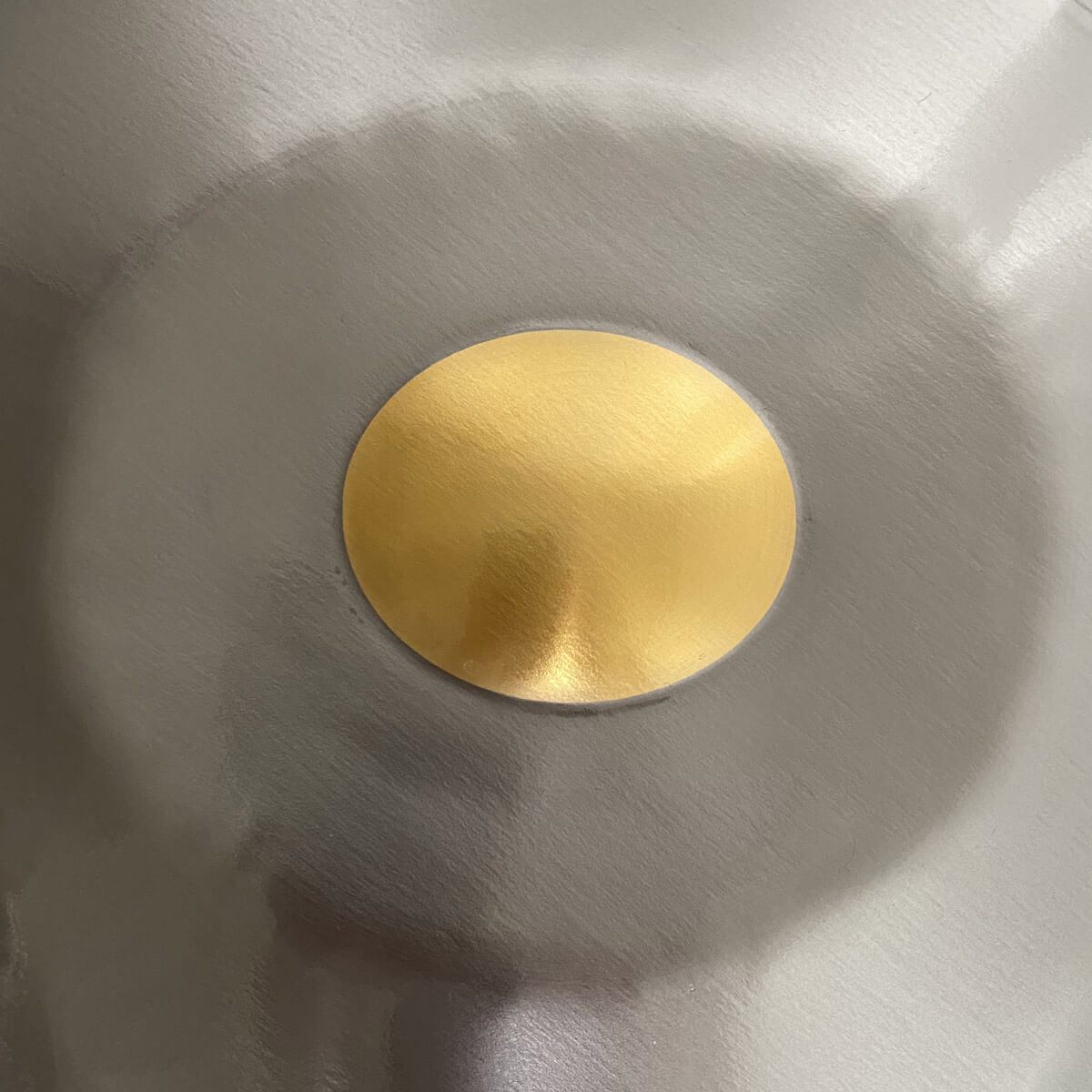 MiSoundofNature King Kurd / Celtic D-Moll 22 Zoll 9/10/12 Noten Edelstahl / Nitrierter Stahl Handpan-Trommel, erhältlich in 432 Hz und 440 Hz - Vergoldeter Klangbereich