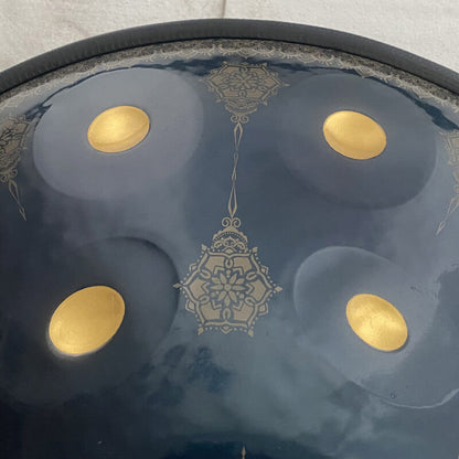 MiSoundofNature Handpan Royal Garden E La Sirena 22" – 9/10/12 Note, Acciaio Nitrurato con Area Placcata Oro e Motivo Mandala, Disponibile in 432 Hz e 440 Hz