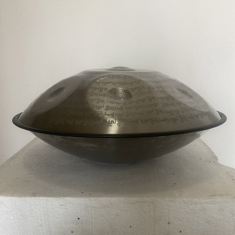 MiSoundofNature Customized Sanskrit D Minor Sabye Scale 22 Inch 9/10/12 Notes Stainless Steel / Nitride Steel Handpan Drum, Available in 432 Hz & 440 Hz